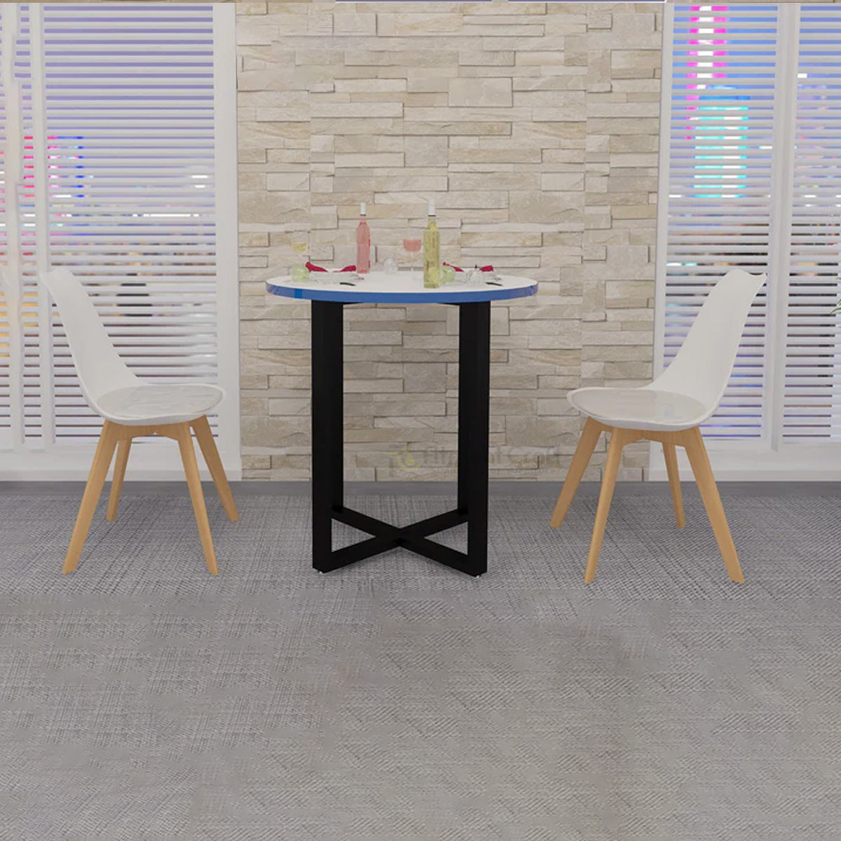 Round-Table