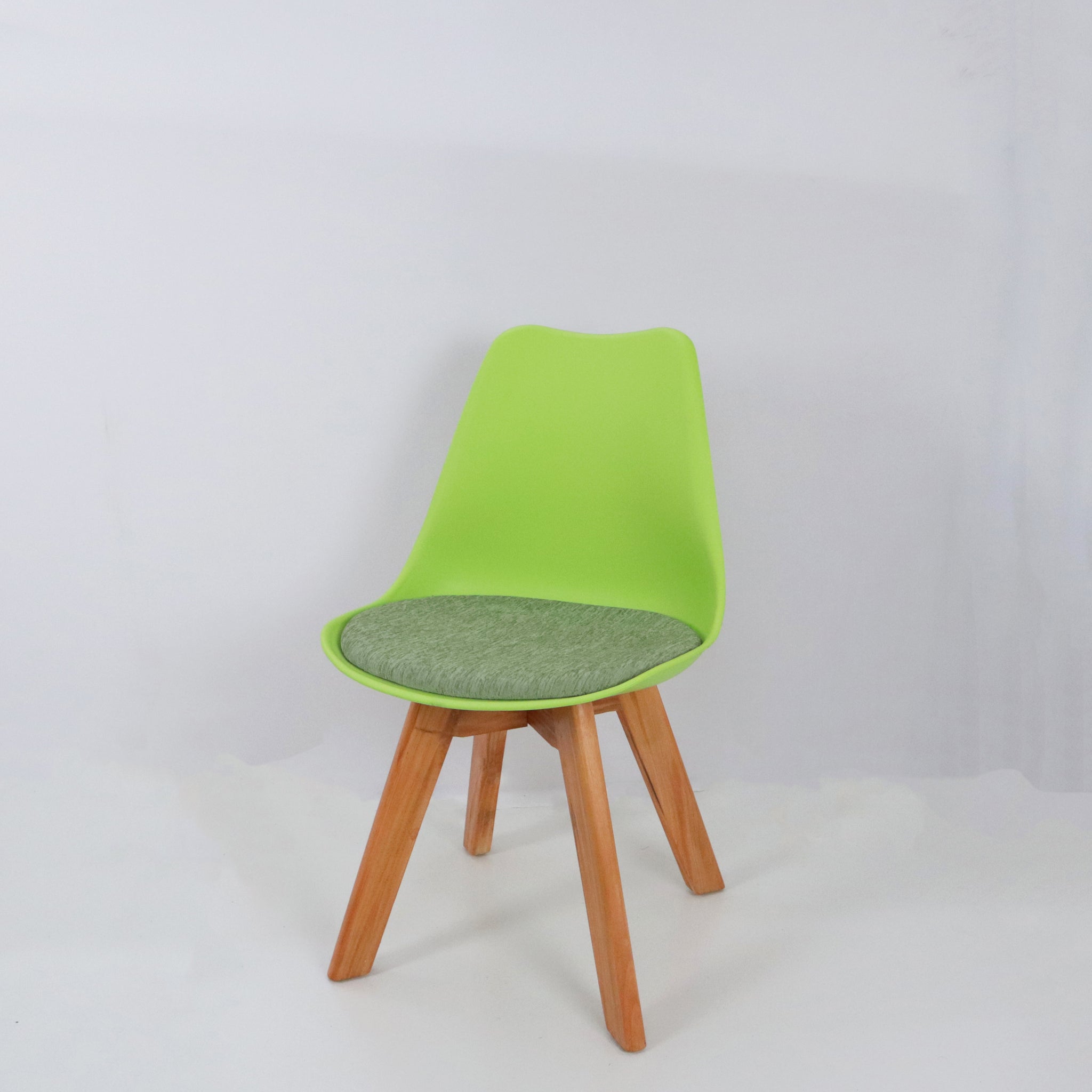 Tulip Classic Chair - Lemon