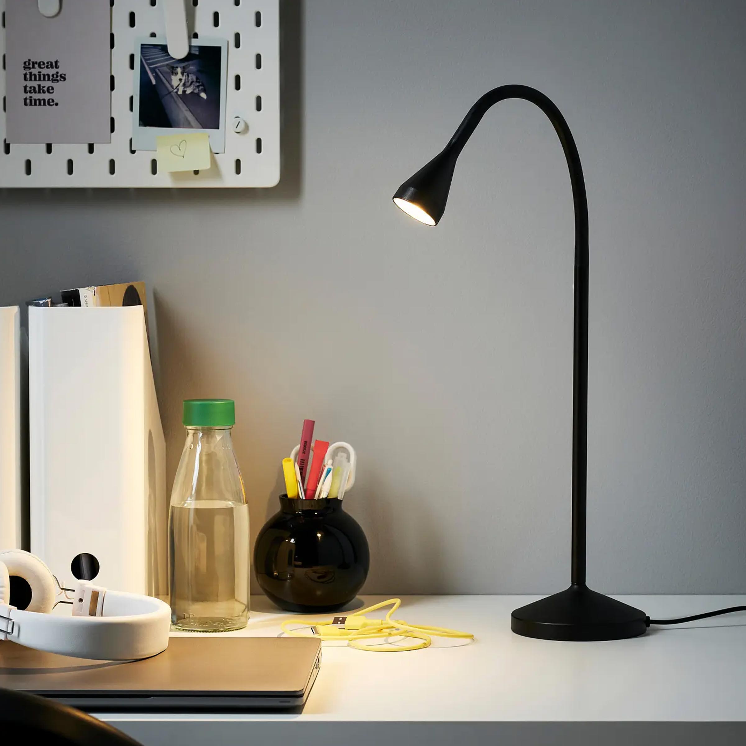 Navlinge LED Table Lamp for home office BD, slim white desk lamp with directional light and long 25000 hr life use nowBD
