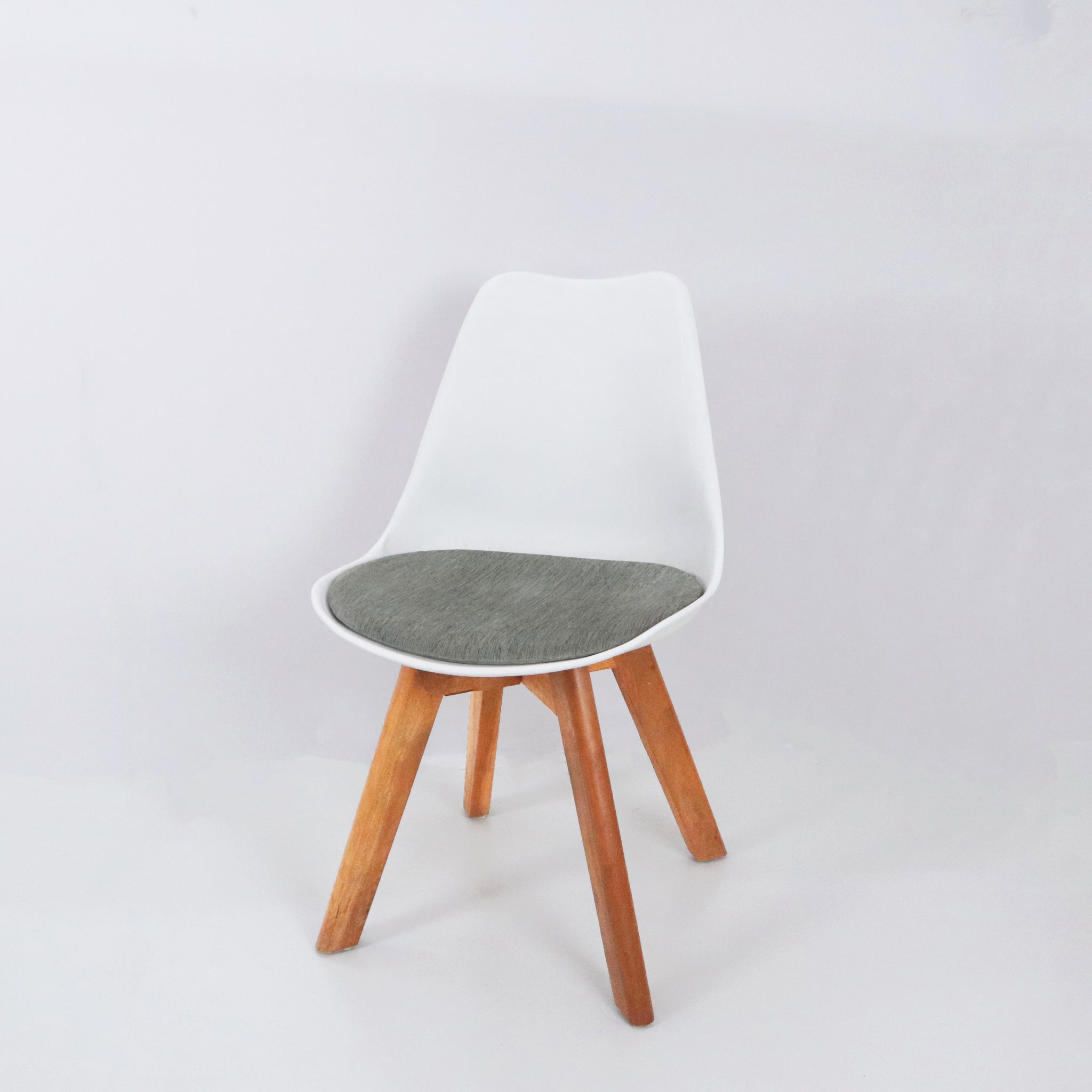 Tulip Classic Chair - White