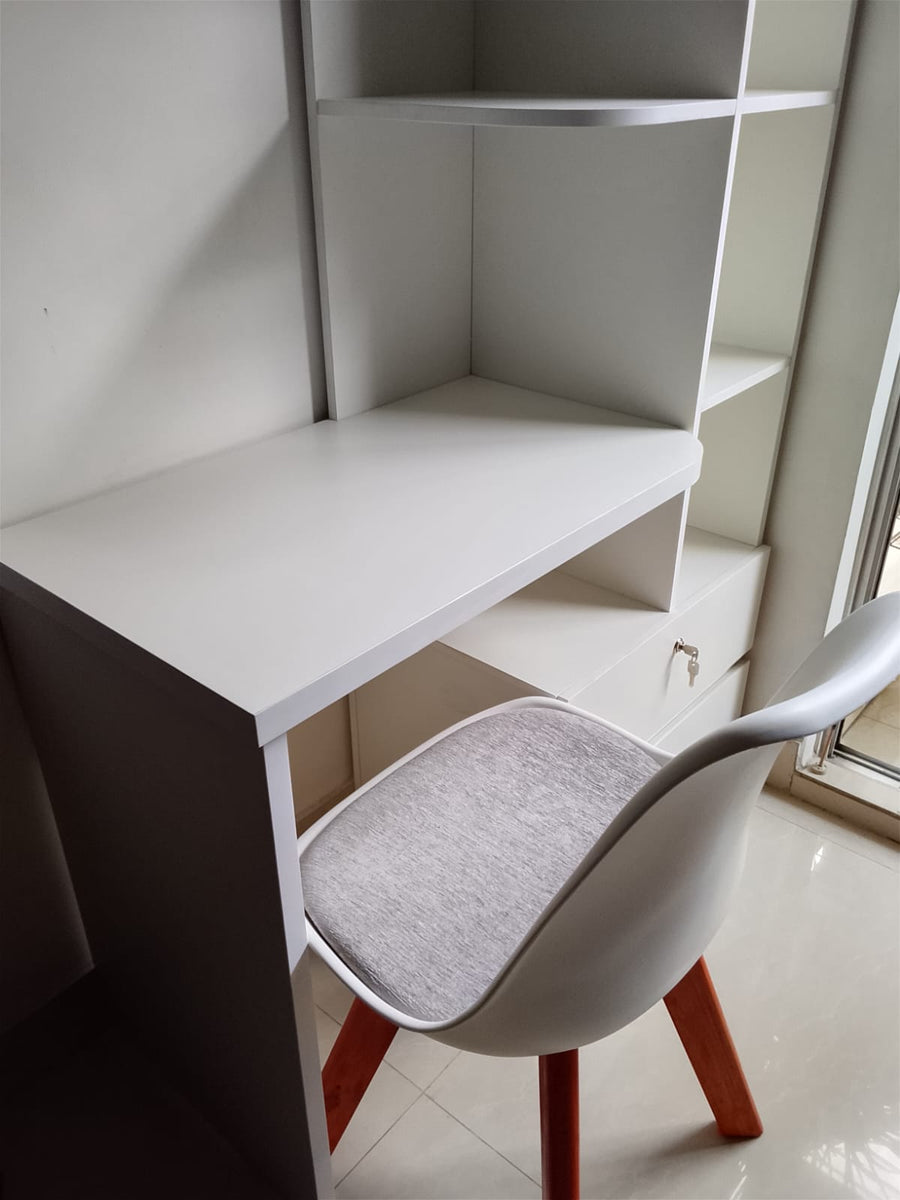Grace - Study Table | TV1-004